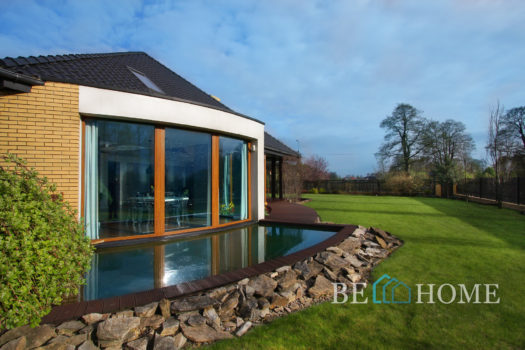 Luksusowy dom z dużą działką