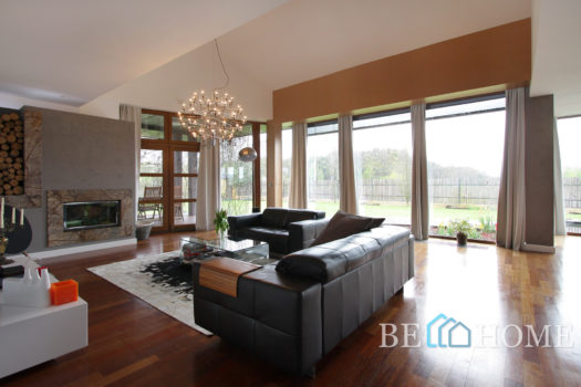 Luksusowy dom z dużą działką