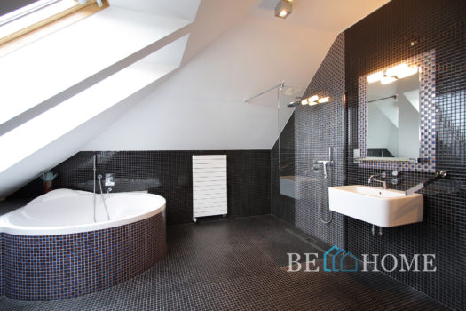 Luksusowy dom z dużą działką