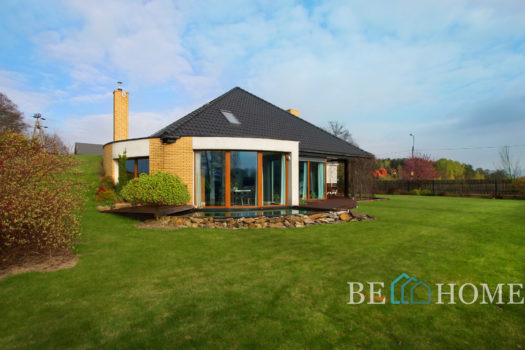 Luksusowy dom z dużą działką