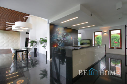 Ultranowoczesny dom na Brzezinach