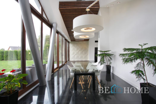 Ultranowoczesny dom na Brzezinach