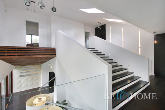 Ultranowoczesny dom na Brzezinach