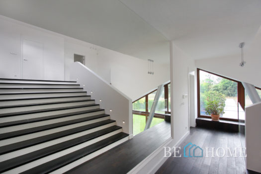 Ultranowoczesny dom na Brzezinach