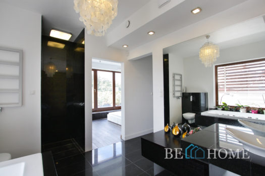 Ultranowoczesny dom na Brzezinach