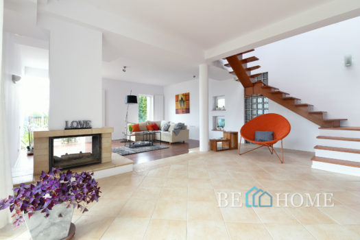 Dom na Brzezinach w super lokalizacji