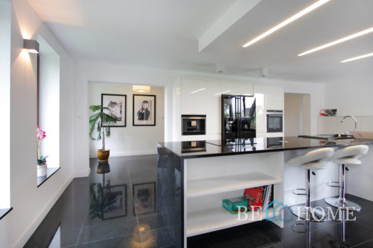 Ultranowoczesny dom na Brzezinach