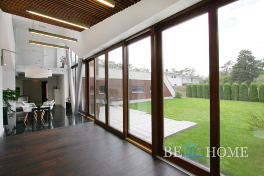 Ultranowoczesny dom na Brzezinach