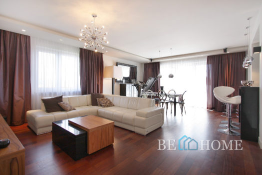 Nowoczesny apartament w bliskich Markach