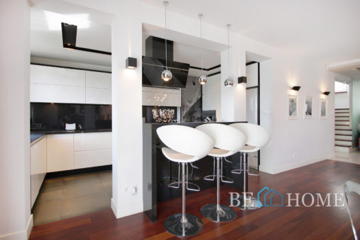 Nowoczesny apartament w bliskich Markach