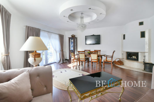 Klasyczny dom w bliskich Markach