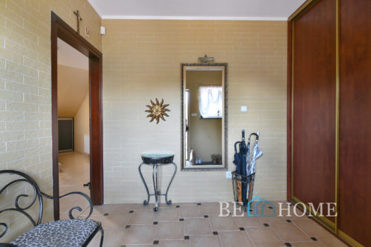 Klasyczny dom w bliskich Markach