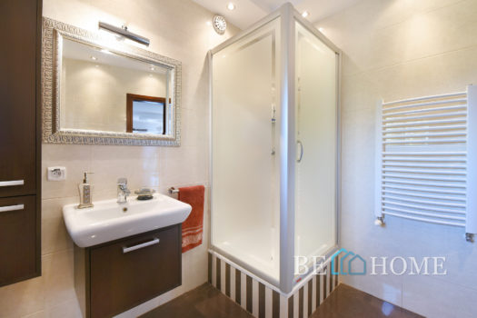 Klasyczny dom w bliskich Markach