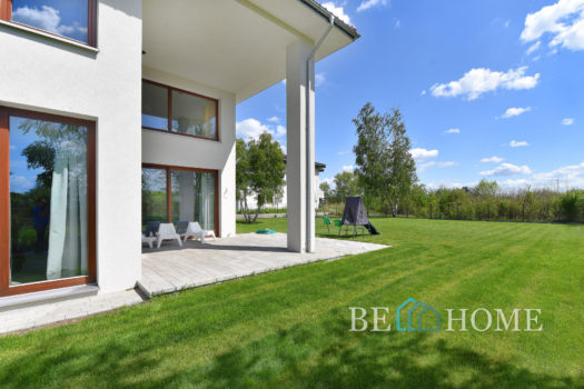 Ekskluzywny i nowoczesny dom na Białołęce