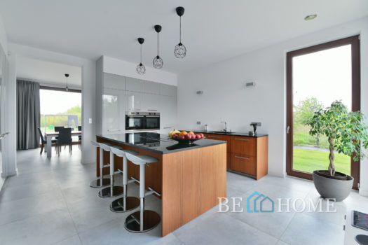 Ekskluzywny i nowoczesny dom na Białołęce