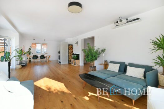 Nowoczesny dom w Stanisławowie Pierwszym