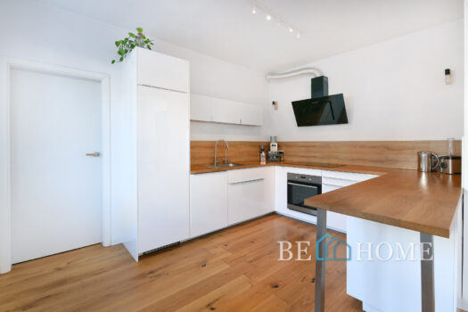 Nowoczesny dom w Stanisławowie Pierwszym