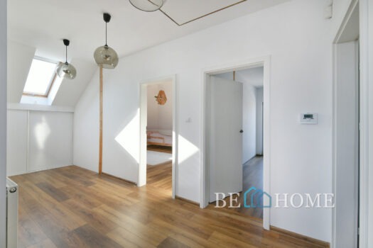 Nowoczesny dom w Stanisławowie Pierwszym