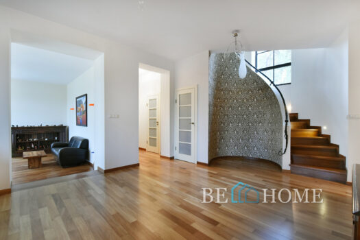 Luksusowa rezydencja przy lesie