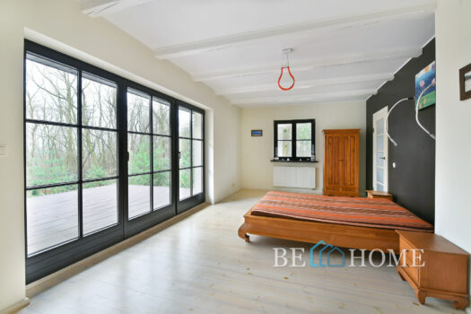 Luksusowa rezydencja przy lesie