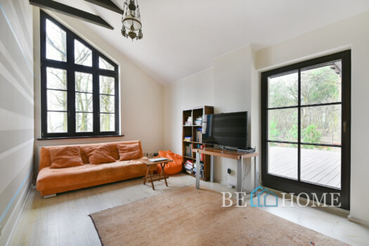 Luksusowa rezydencja przy lesie