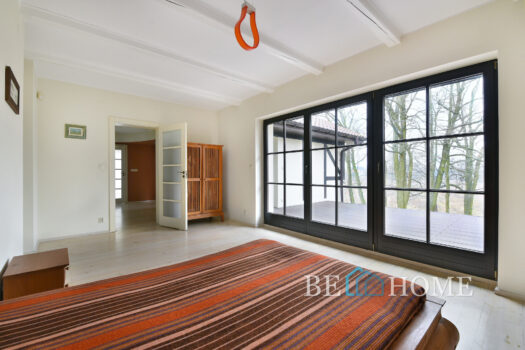 Luksusowa rezydencja przy lesie