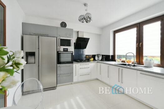 Klimatyczny bliźniak w świetnej lokalizacji