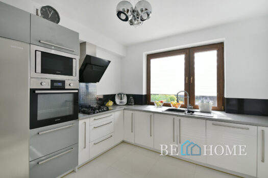 Klimatyczny bliźniak w świetnej lokalizacji