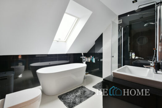 Klimatyczny bliźniak w świetnej lokalizacji