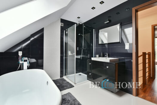 Klimatyczny bliźniak w świetnej lokalizacji