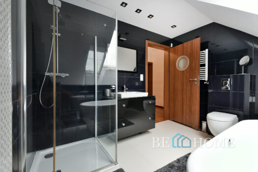 Klimatyczny bliźniak w świetnej lokalizacji