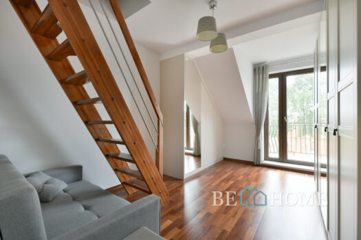 Klimatyczny bliźniak w świetnej lokalizacji