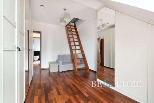 Klimatyczny bliźniak w świetnej lokalizacji