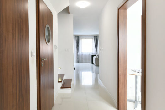 Klimatyczny bliźniak w świetnej lokalizacji