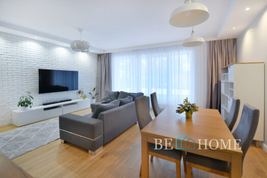 Nowoczesny dom w Zielonce