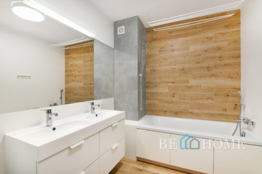 Nowoczesny dom w Zielonce