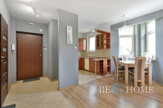 Klimatyczne mieszkanie na Nowodworach