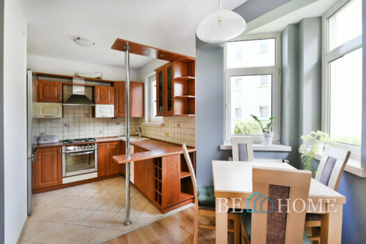 Klimatyczne mieszkanie na Nowodworach