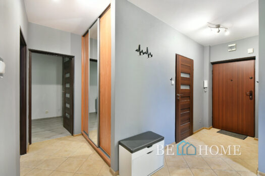 Klimatyczne mieszkanie na Nowodworach