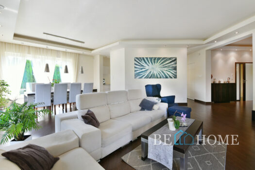 Nowoczesny dom blisko puszczy