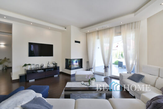 Nowoczesny dom blisko puszczy