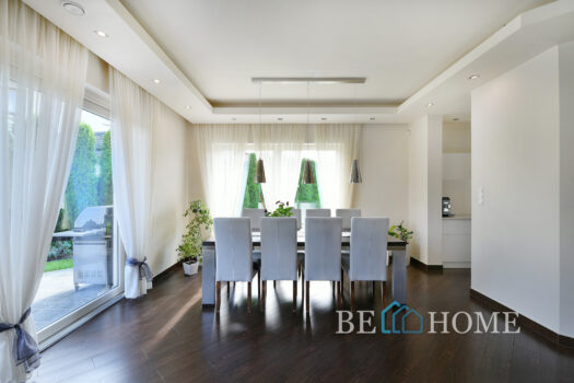 Nowoczesny dom blisko puszczy