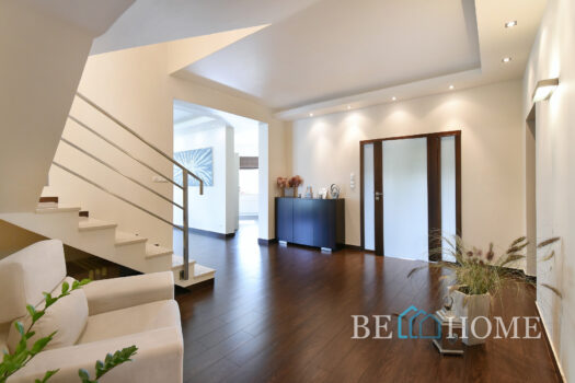 Nowoczesny dom blisko puszczy