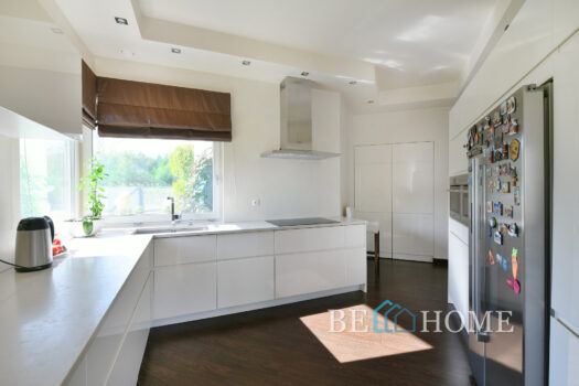 Nowoczesny dom blisko puszczy