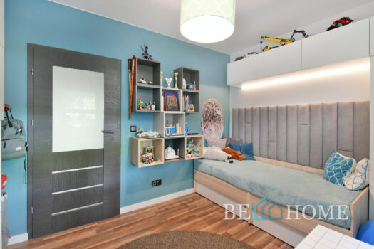 Nowoczesny 3 pokojowy apartament z ogródkiem