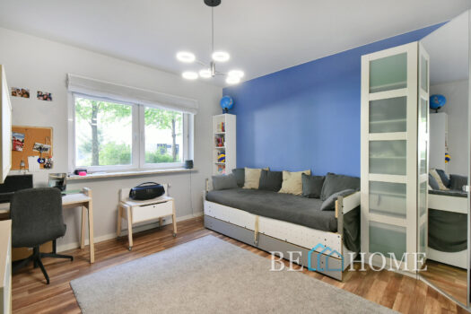 Nowoczesny 3 pokojowy apartament z ogródkiem