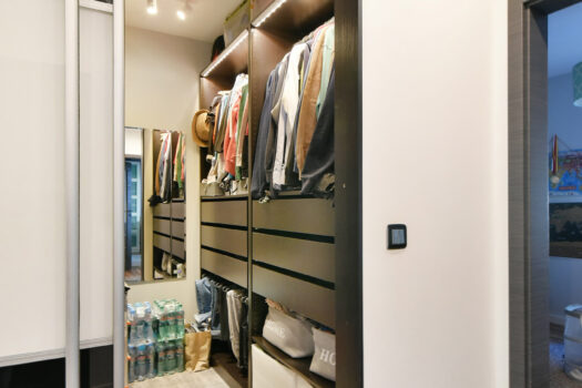 Nowoczesny 3 pokojowy apartament z ogródkiem