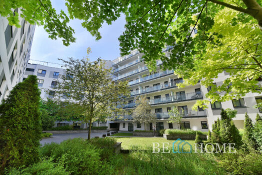 Nowoczesny 3 pokojowy apartament z ogródkiem