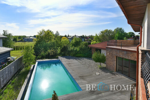 Luksusowy dom z basenem