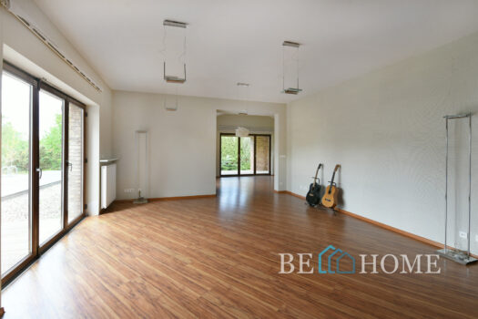 Luksusowy dom z basenem